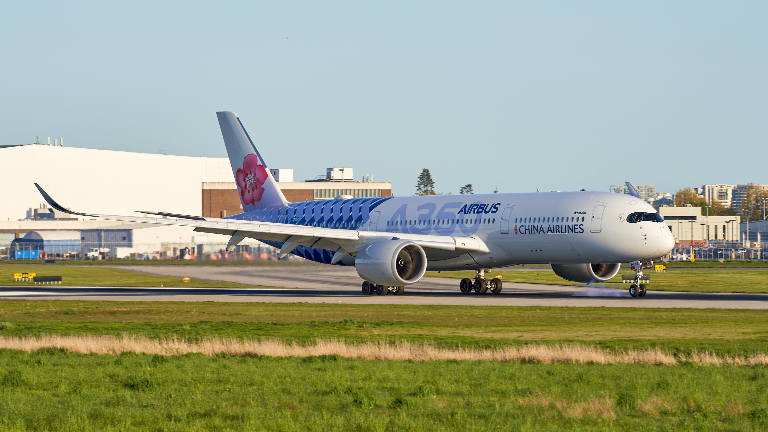 China Airlines: "Carbon Fibre" Livery 1 China Airlines: “Carbon Fibre” Livery
