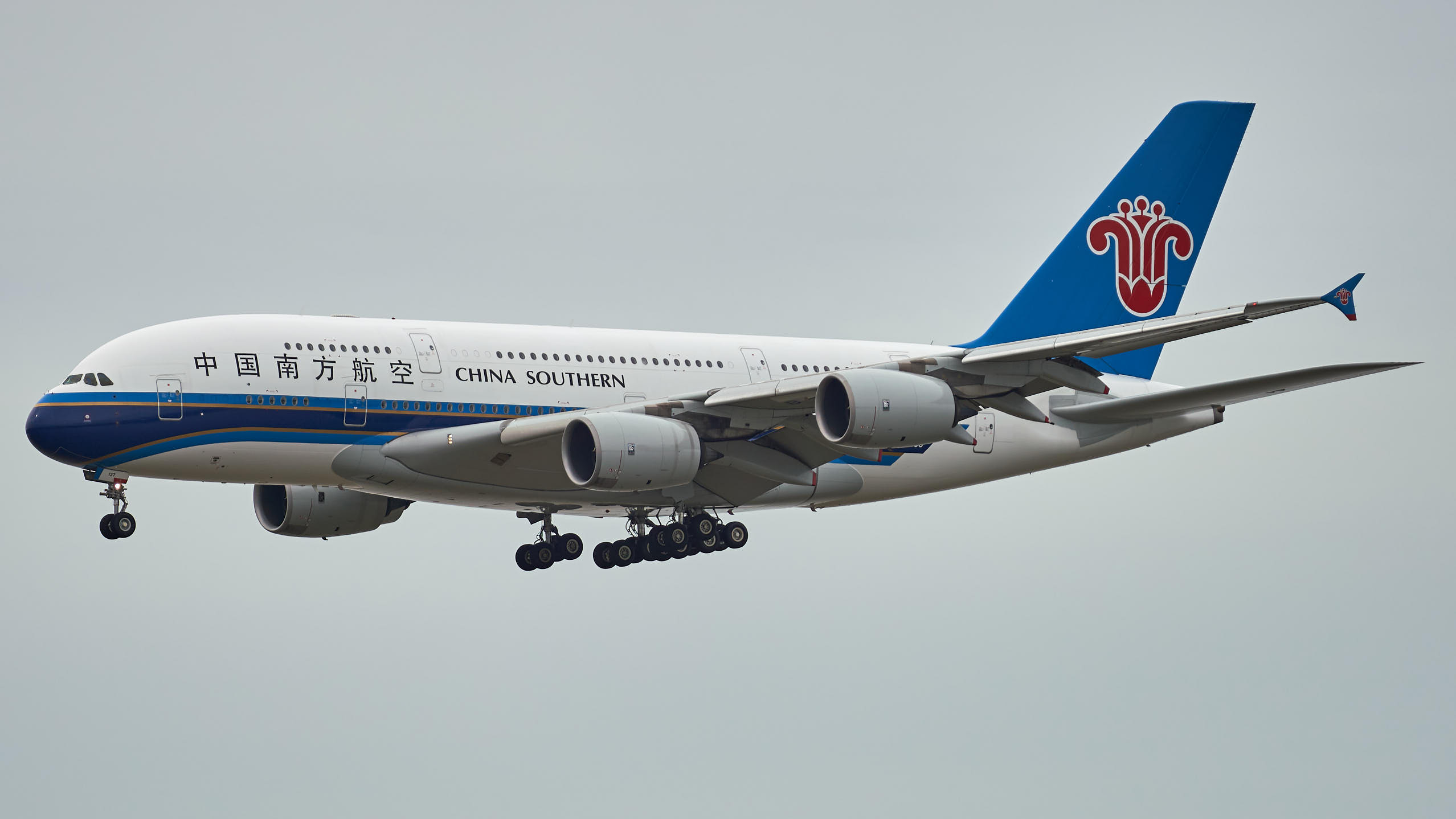 中国南方航空:空客A380-800 (上) 5 中国南方航空:空客A380-800 (上)