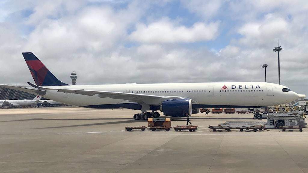 Delta: A330-900neo Business Class (SEA-PVG) 1