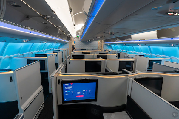 Delta: A330-900neo Business Class (SEA-PVG) 2 Delta: A330-900neo Business Class (SEA-PVG)